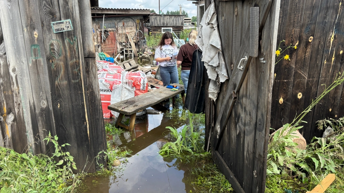 В Иркутской области обследуют подтопленные дома и приусадебные участки