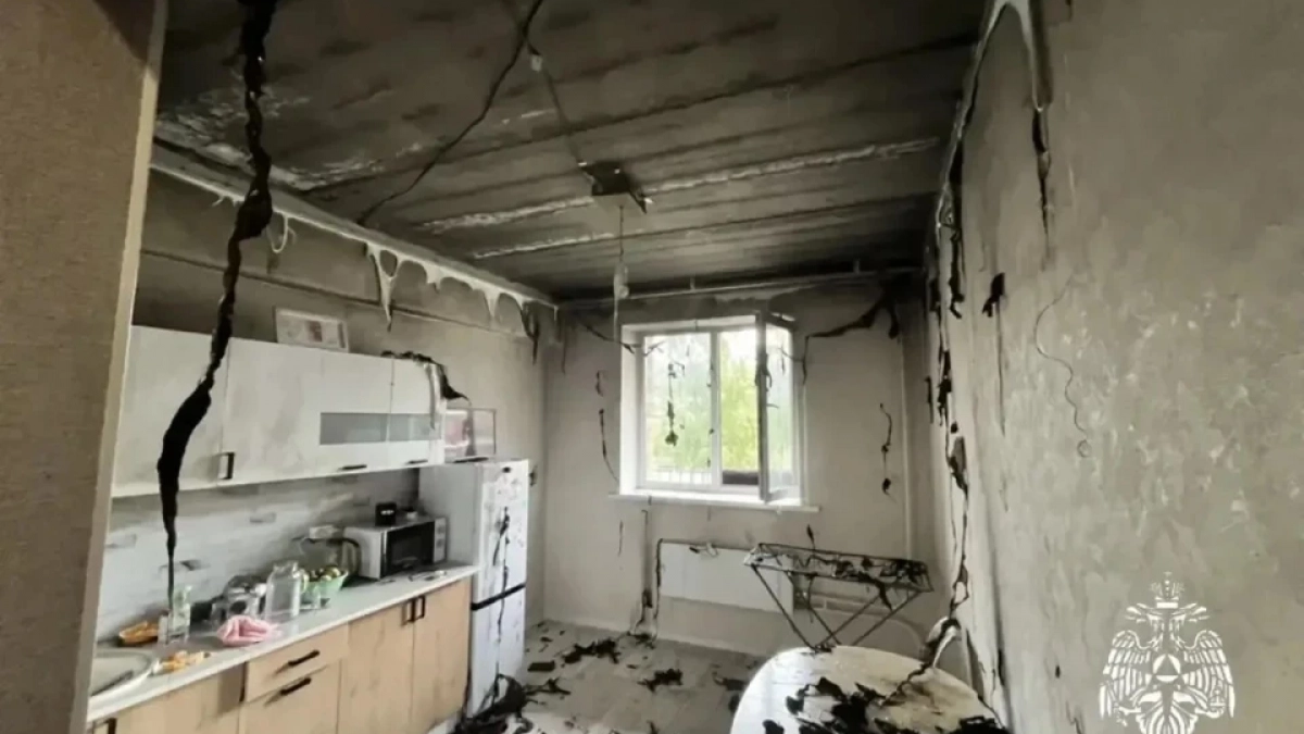 В Иркутской области масло на плите спровоцировало возгорание в квартире