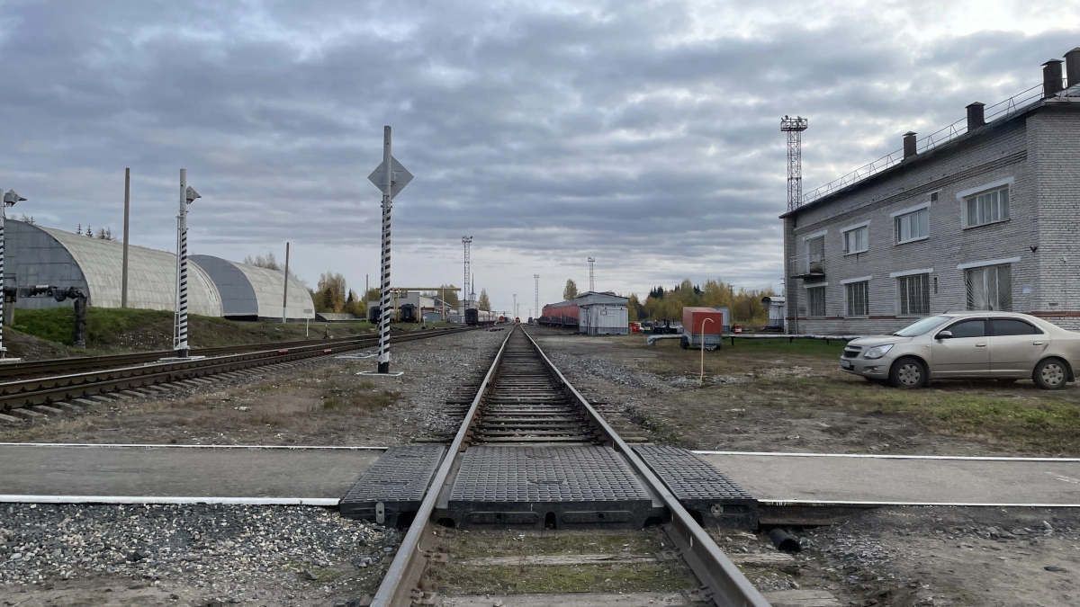 В Иркутской области с рельсов сошли сразу 11 грузовых вагонов