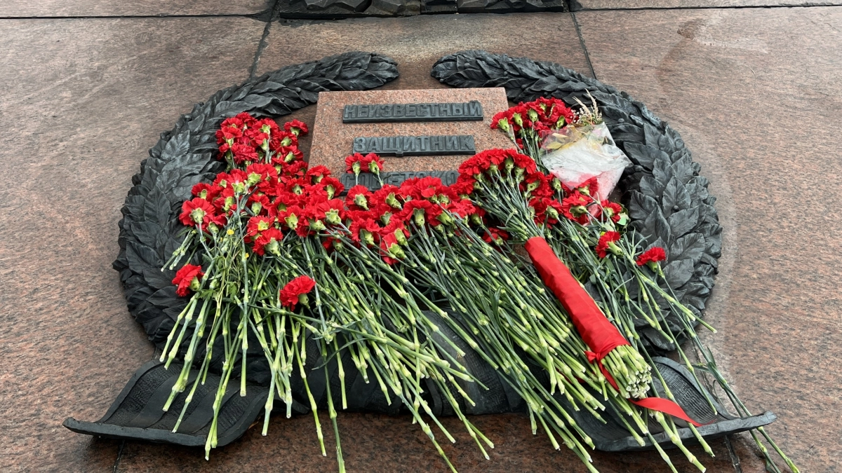 В Усолье прошла церемония возложения цветов в память об окончании Второй мировой войны