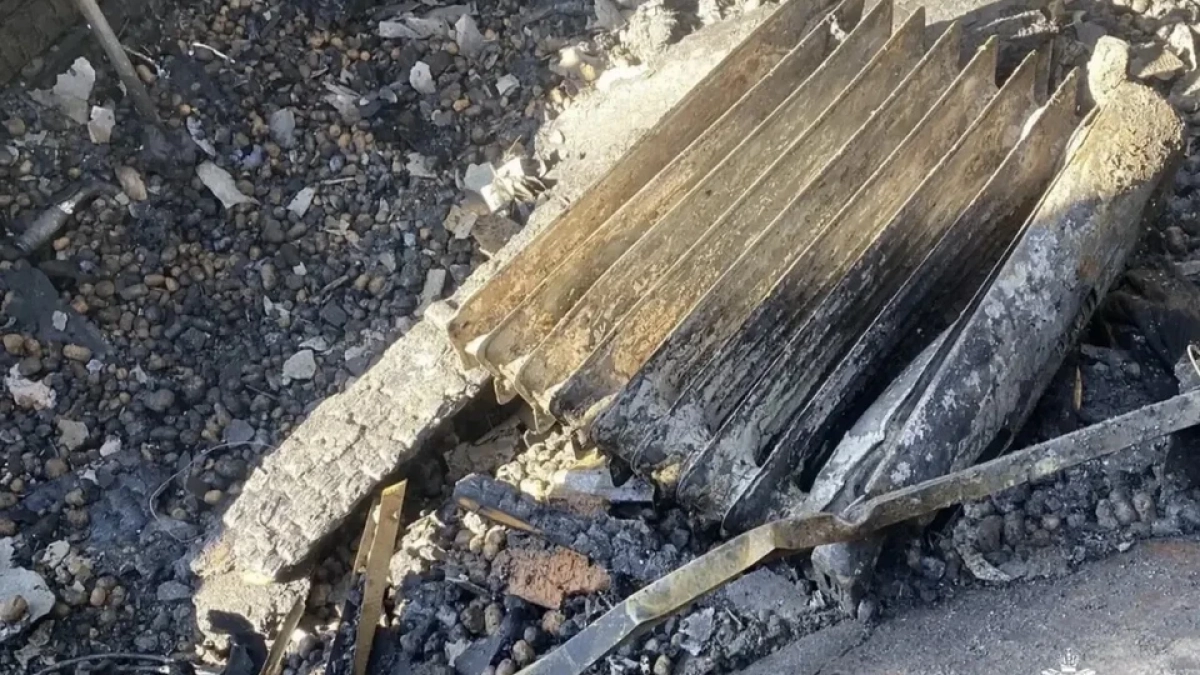 В Иркутской области 18 жильцов, включая 7 детей, самостоятельно покинули горящий дом