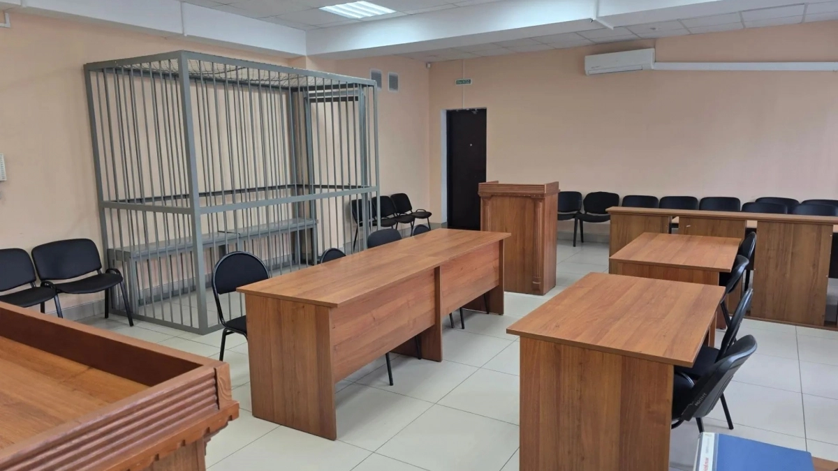 В Иркутской области мужчина получил 2,5 года колонии за нападение на полицейского