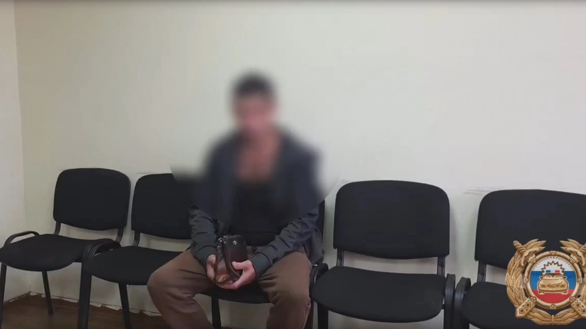 «У меня в семье проблемы»: пьяного дальнобойщика задержали в Иркутской области