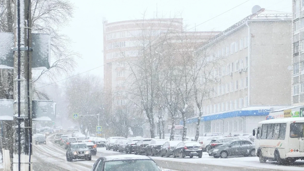 Снегопад 22 октября осложнил движение на федеральных трассах Иркутской области