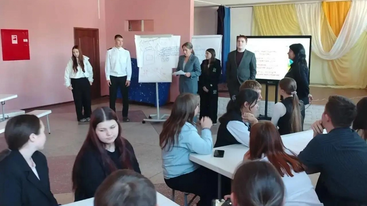 В Усольском районе молодых активистов научили создавать социальные проекты
