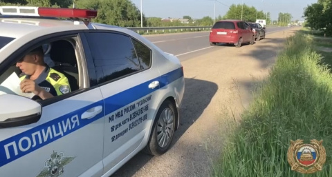 Усольские инспекторы пресекают нарушения на дороге