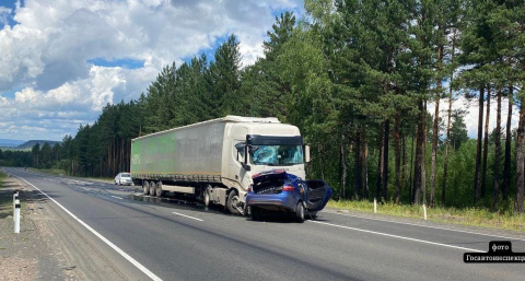 Трагедия на трассе в Иркутской области унесла жизни троих