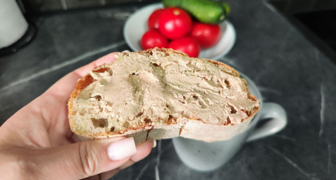 Вкуснейшая намазка на хлеб из 3 продуктов: нежнее икры и сливочного масла — хит этого лета