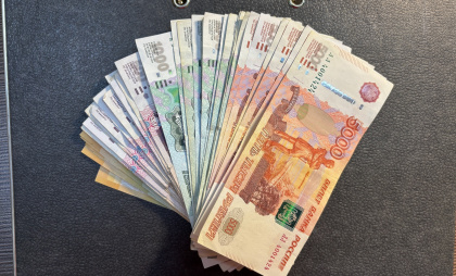 Усольские полицейские задержали жительницу Волгограда за обман покупателей по всей России