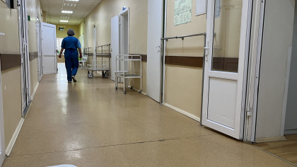 Иркутские хирурги впервые в России провели роботизированную операцию девочке с синдромом Данбара